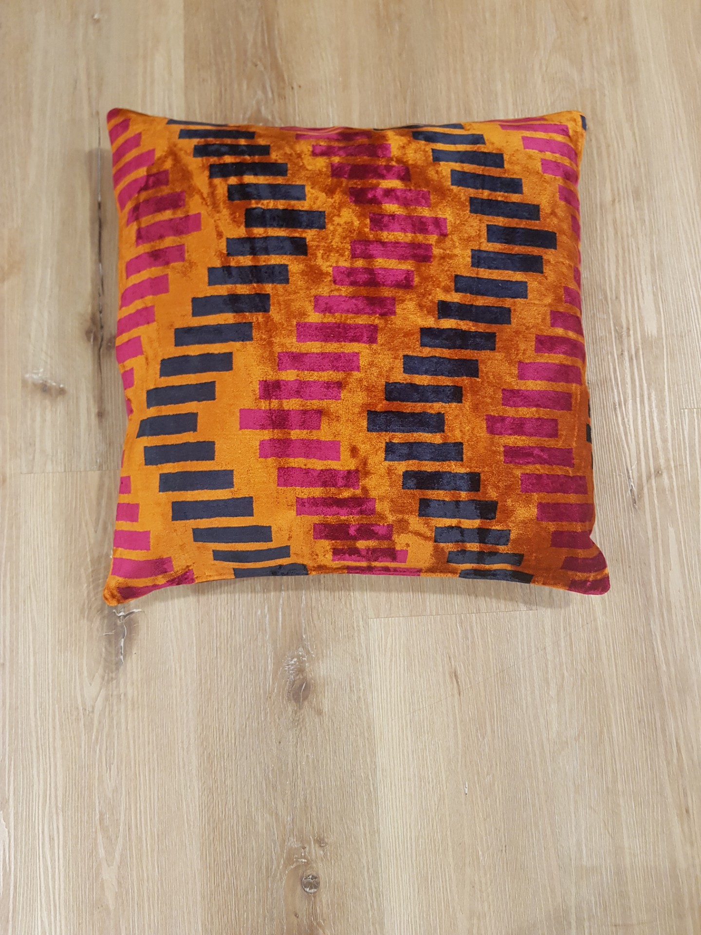 Hedvábný barevný povlak na polštář oranžový 45x45cm