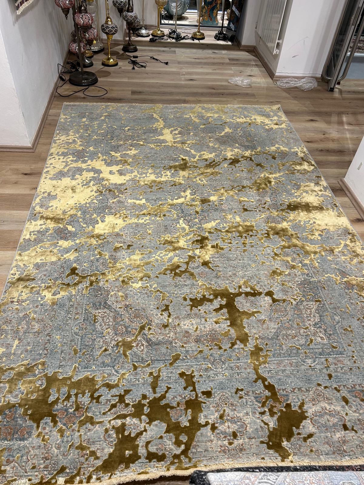 Koberec vintage gold zlato 200x300cm