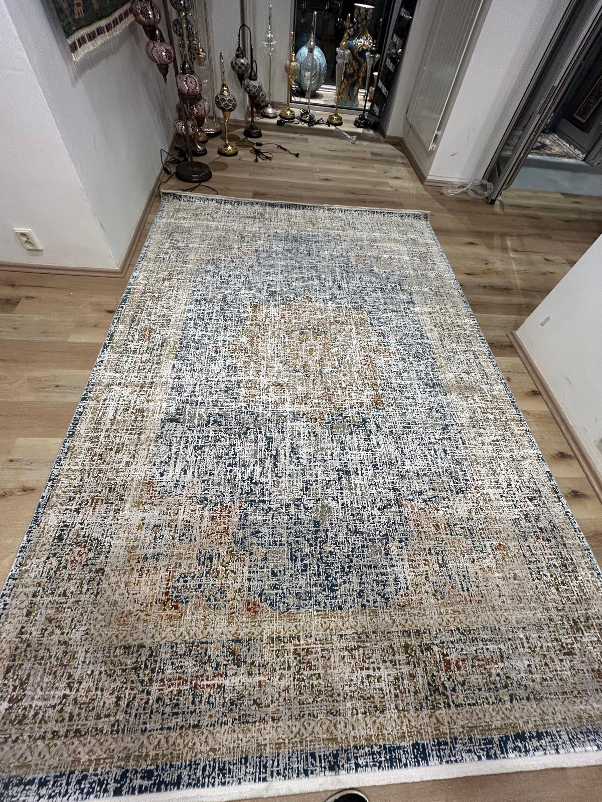 Koberec vintage vícebarevný 200x300cm