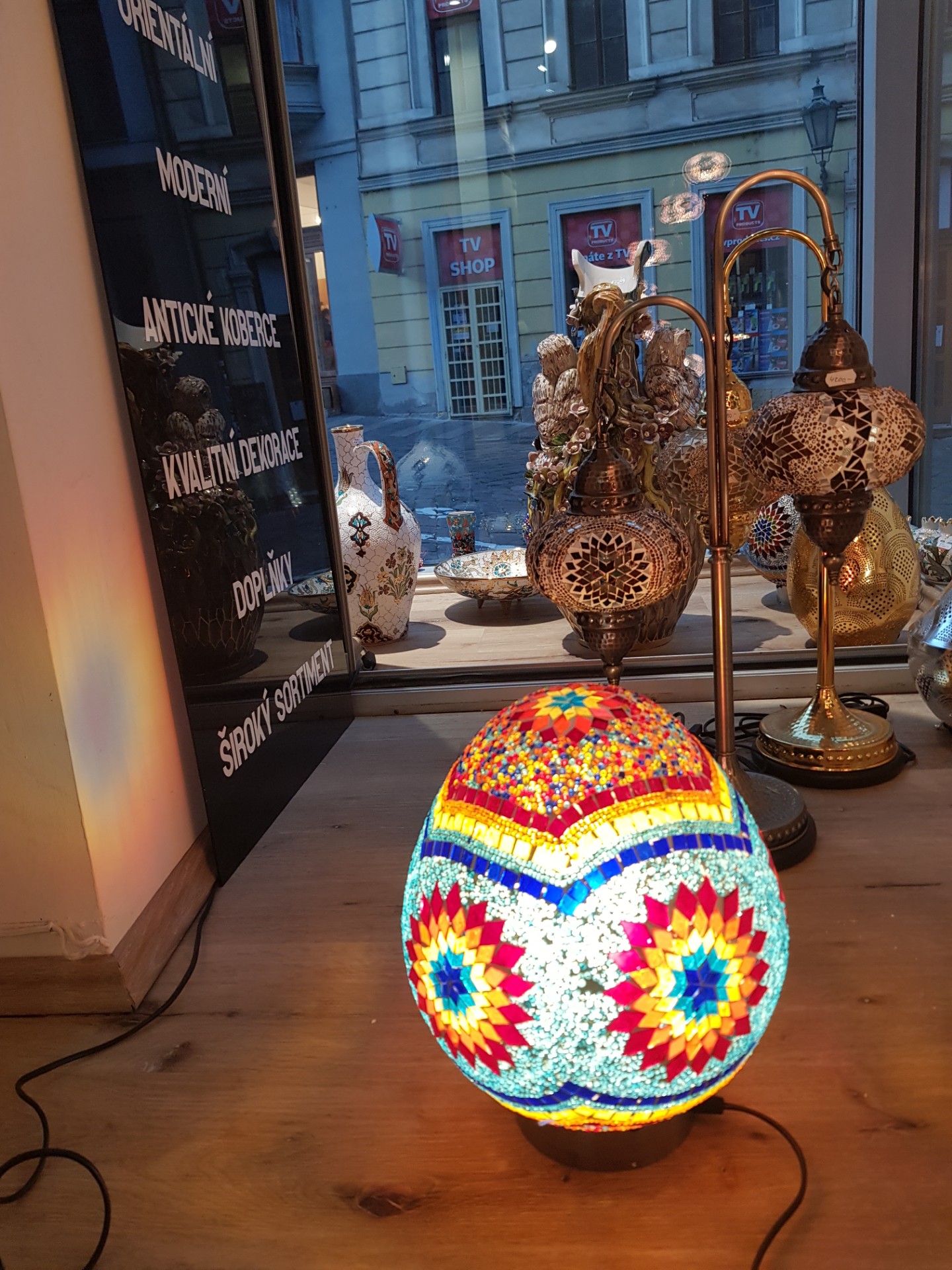 Lampa orientální barevná vejce