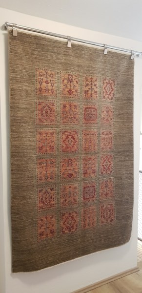 Koberec hnědý vlněný se vzory 160x230cm