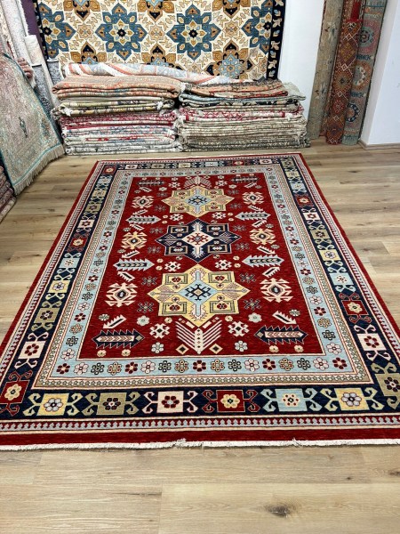 Koberec vlněný barevný s ornamenty 175x275cm 